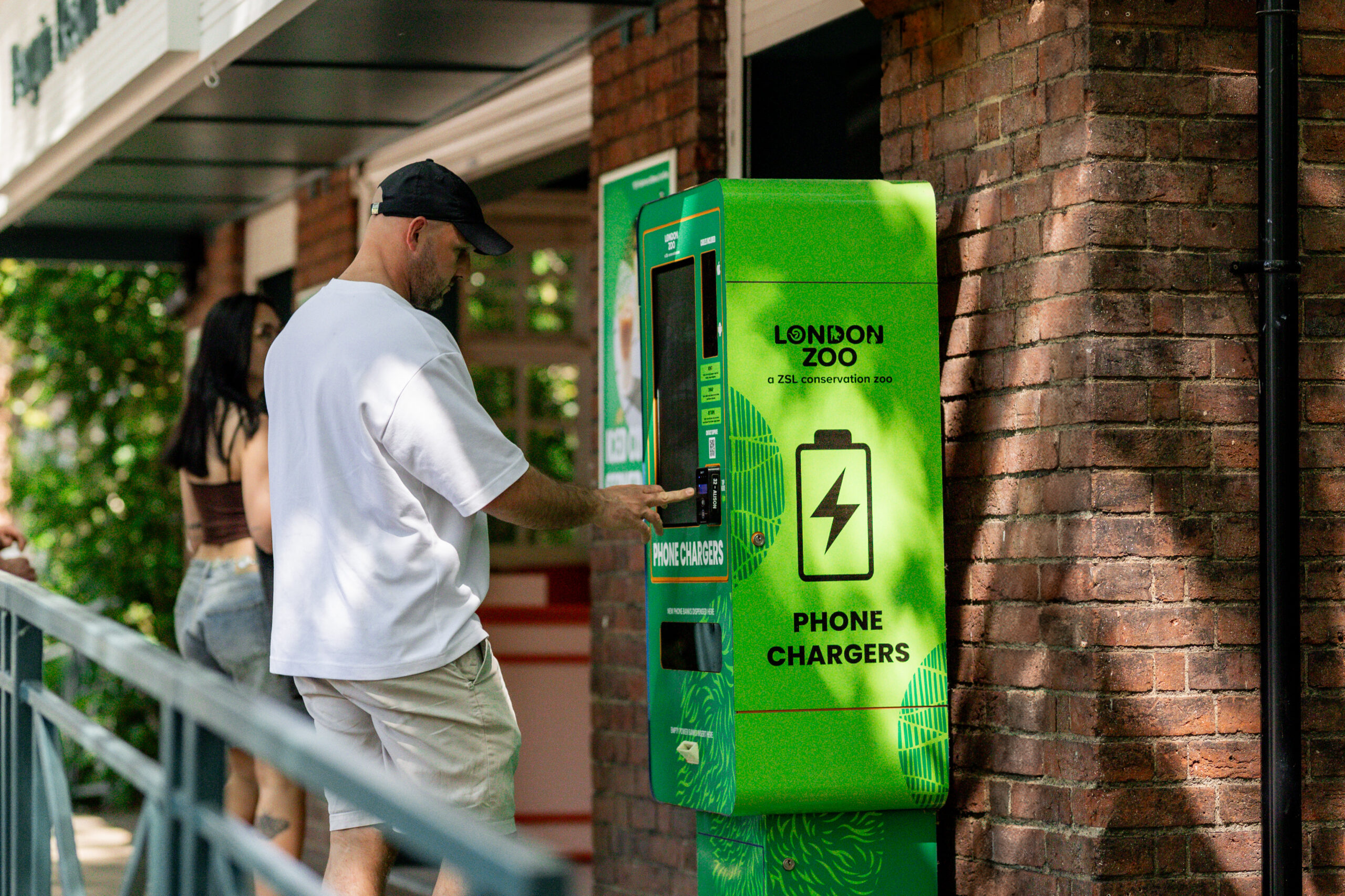 Connected Visitors, New Rules: What Cultural Attractions Must Learn Now